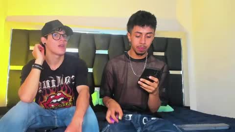 Rayn online show from April 15, 7:54 pm