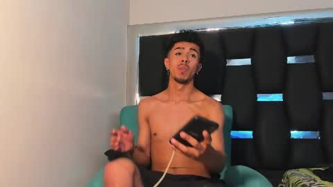 Rayn online show from April 26, 1:01 am