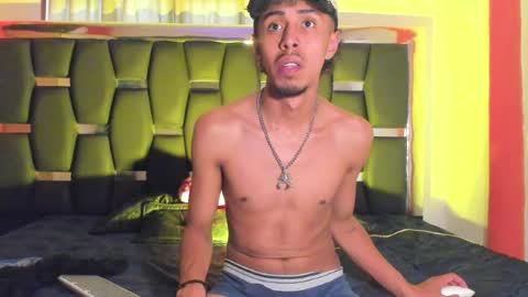 Rayn online show from September 6, 10:04 pm
