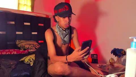 Rayn online show from September 10, 6:07 pm