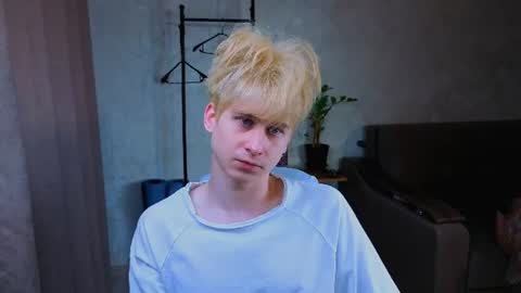 rayondovwson online show from June 27, 3:37 pm