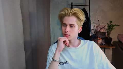 rayondovwson online show from July 10, 4:24 pm