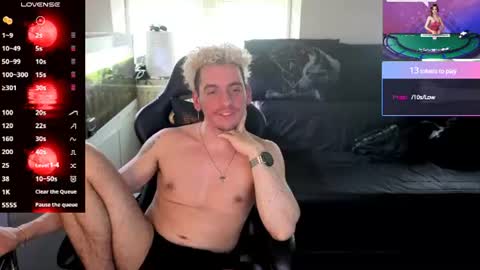 Rayzel online show from July 5, 11:57 am