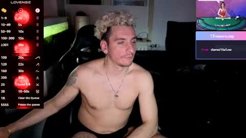Rayzel online show from July 5, 9:51 pm