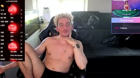 Rayzel White online show from July 5, 11:57 am