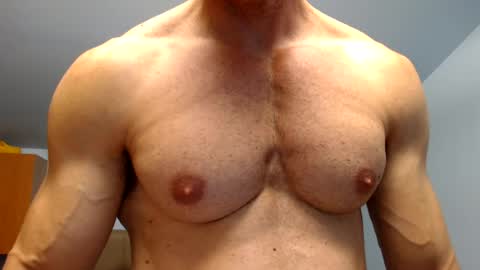 razorramon13 online show from September 1, 8:15 am