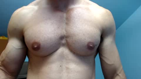 razorramon13 online show from September 8, 12:34 pm
