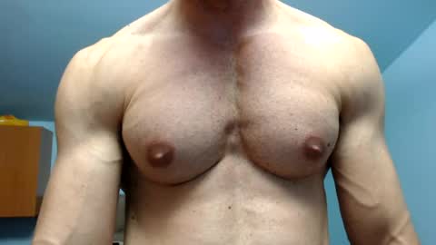 razorramon13 online show from September 10, 8:30 pm