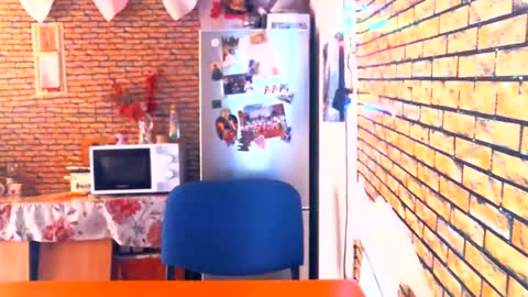 real_coupl3 online show from June 9, 12:00 pm