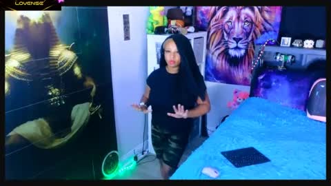 realgoddessdream online show from July 9, 12:15 am