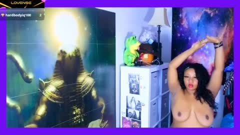 realgoddessdream online show from July 12, 1:01 am