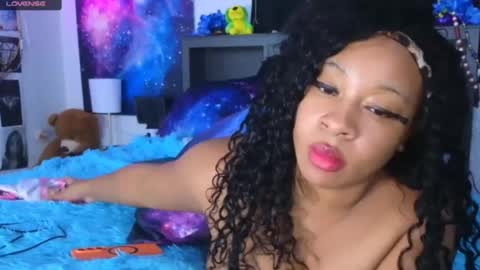 realgoddessdream online show from July 17, 9:53 am