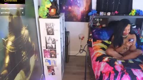 realgoddessdream online show from July 29, 3:13 am