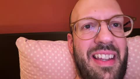 HugeSecret online show from August 31, 11:44 am