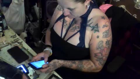 reallyredrum69th online show from April 6, 6:06 am