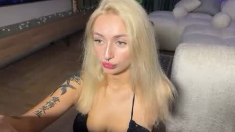 Monica Milz online show from August 12, 10:12 pm