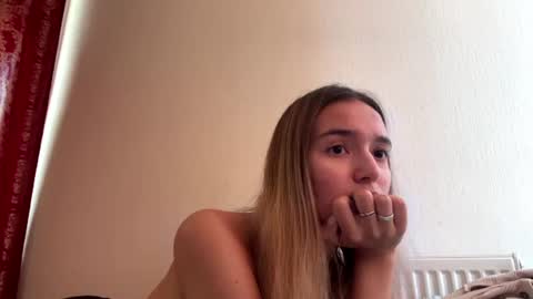 Risa online show from August 15, 7:45 am