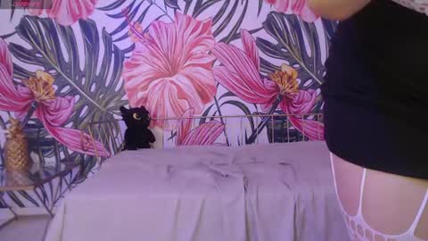 Rebeca dreams online show from August 2, 12:39 am