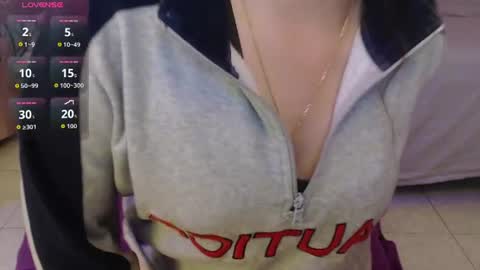 Rebeca dreams online show from August 6, 11:15 pm