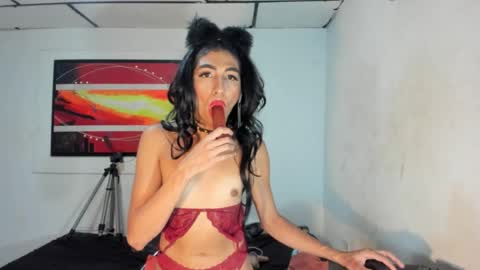 rebecabanks online show from August 3, 8:38 pm