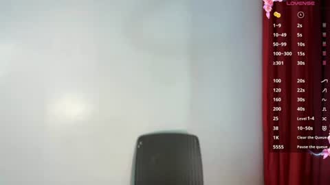 its me asian rebecca online show from September 5, 9:31 pm