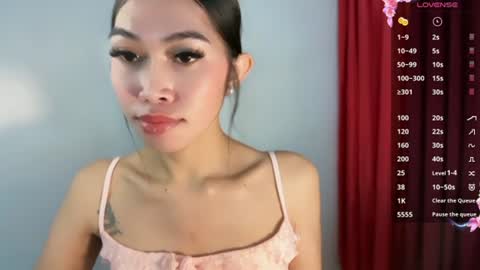 its me asian rebecca online show from September 10, 7:24 pm