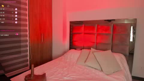 rebeccaferrati online show from August 13, 12:24 am