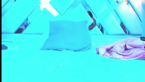 rebeccamitchell_ online show from August 5, 5:33 pm