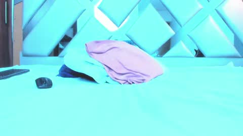 rebeccamitchell_ online show from August 13, 6:11 pm