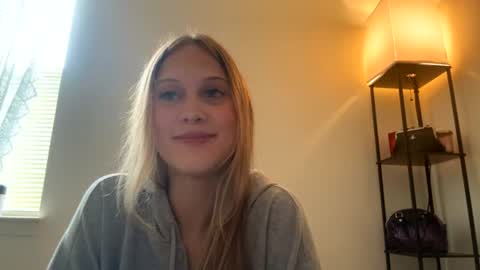 rebeccascottx online show from August 5, 10:30 pm