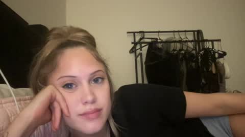 rebeccascottx online show from August 10, 5:09 am