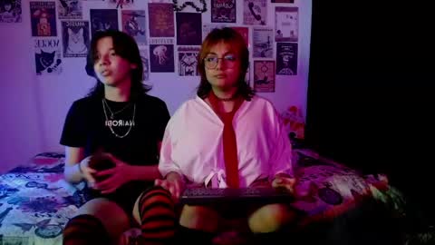 red_cherry2 online show from June 5, 3:55 am