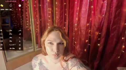 Mia online show from August 9, 12:39 pm