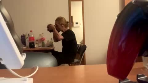 red_room420 online show from July 18, 5:58 pm