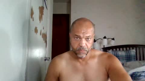 Redbone online show from August 8, 7:03 pm