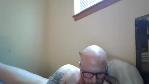 redddaddi online show from August 16, 4:22 pm