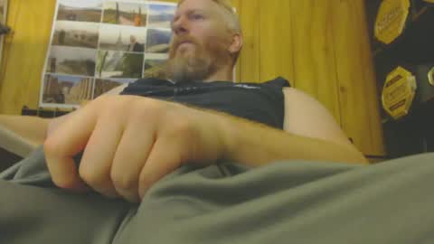 theredhead4fun online show from June 20, 6:08 pm