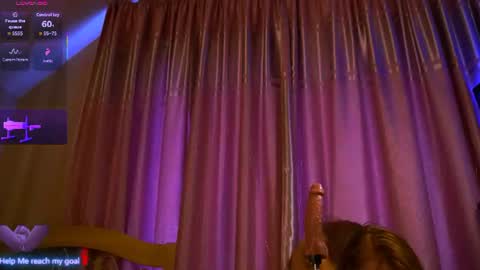 Redhead Shark online show from July 30, 1:29 pm