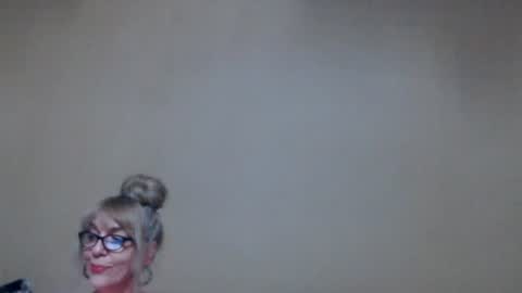 izabell online show from September 10, 4:39 pm