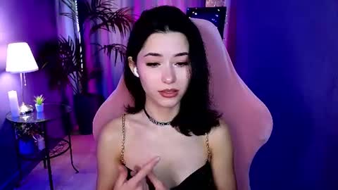 Kiara online show from August 4, 10:45 am
