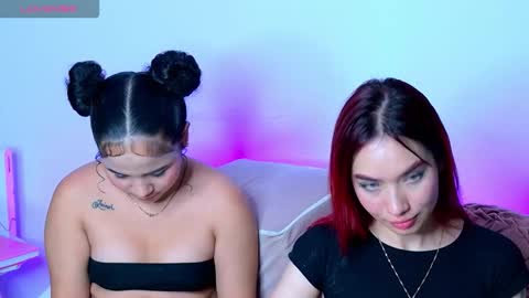 Anny  Redyens online show from March 1, 9:06 am