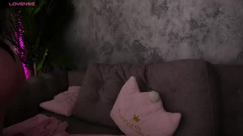 Reea online show from May 29, 1:35 pm