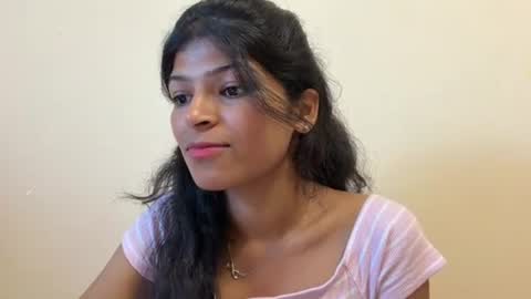 Alika online show from August 3, 3:30 pm
