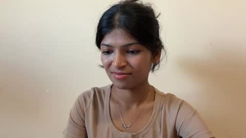 Alika online show from August 4, 2:36 pm