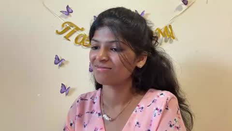 Alika online show from August 5, 3:32 pm