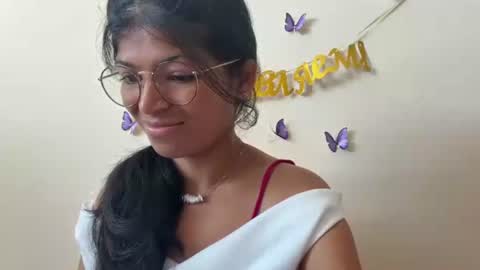 Alika online show from August 6, 11:09 am