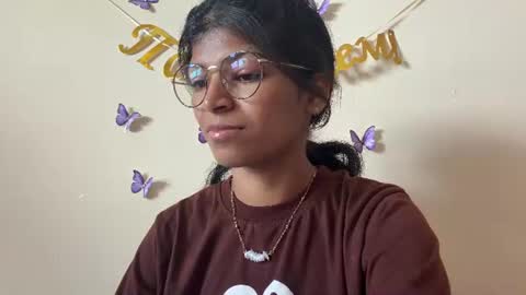 Alika online show from August 6, 1:21 pm