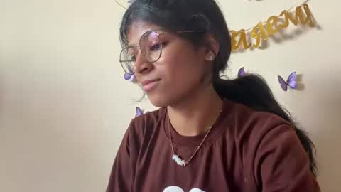 Alika online show from August 6, 2:27 pm