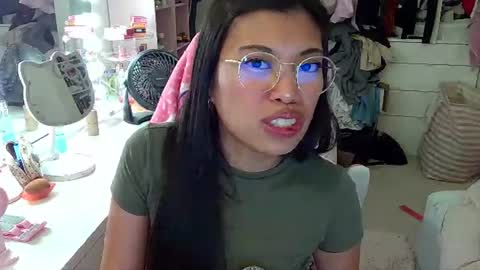 Reevie online show from August 5, 3:26 am