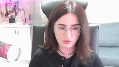 regina_glow online show from August 4, 8:11 am